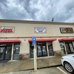 Greek Village Express - Just pretend you're in Greece and not a gas station strip mall.