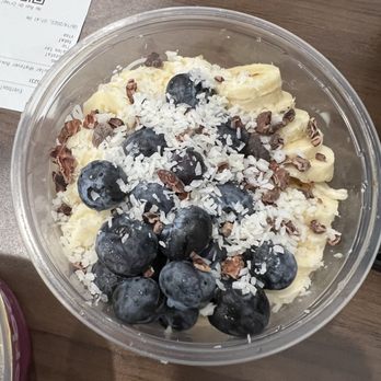 Everbowl - a bowl of fruit and nuts - Acai Bowls Near Me - Clarksville, Tennessee Everbowl - a bowl of fruit and nuts - Acai Bowls Near Me - Clarksville, Tennessee