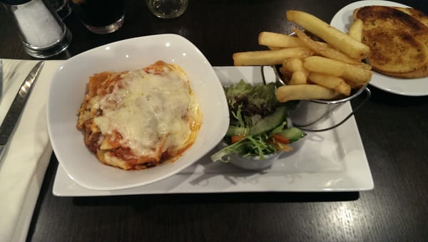 Cooks Bar And Kitchen Bars Glensburgh Rd Grangemouth Falkirk