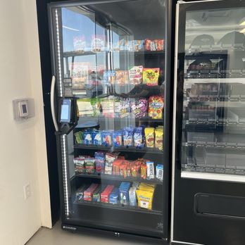 Tesla Supercharger - Vending machines - EV Charging Stations Near Me - Lost Hills, California Tesla Supercharger - Vending machines - EV Charging Stations Near Me - Lost Hills, California
