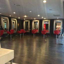 Modern salon stations Modern salon stations