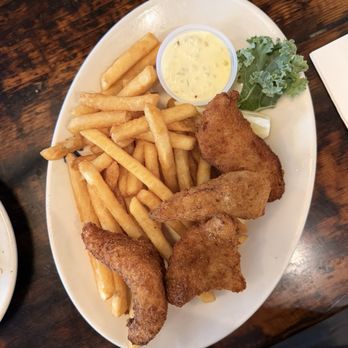 Mo's Seafood & Chowder - Fish & Chips (COD) - Seafood Near Me - Newport, Oregon Mo's Seafood & Chowder - Fish & Chips (COD) - Seafood Near Me - Newport, Oregon