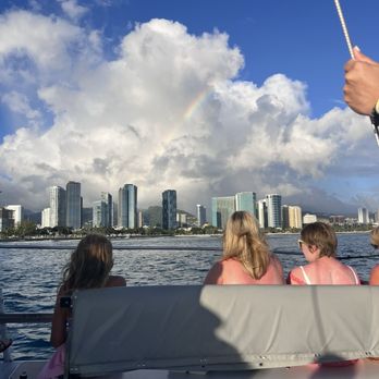 Oahu Catamarans - Waikīkī beach - Boat Charters Near Me - Honolulu, Hawaii