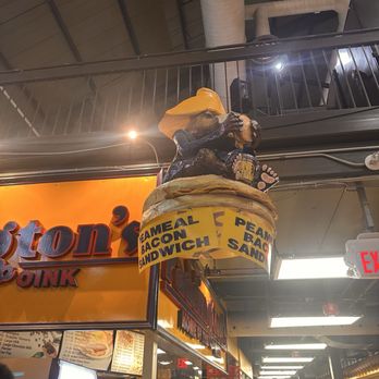 Paddington's Pump - Breakfast & Brunch Near Me - Toronto, Ontario