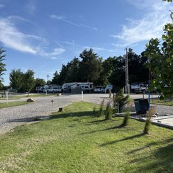 Creek Side Resort - Camp ground