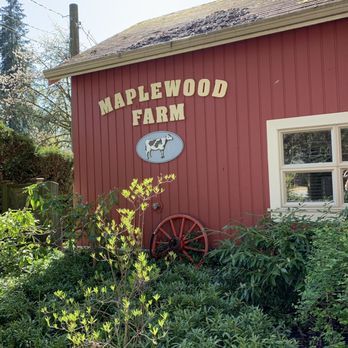 Maplewood Farm - Entrance - Farms Near Me - North Vancouver, British Columbia