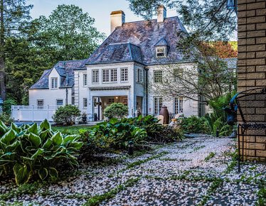 Inn on Putney Road Bed and Breakfast by null