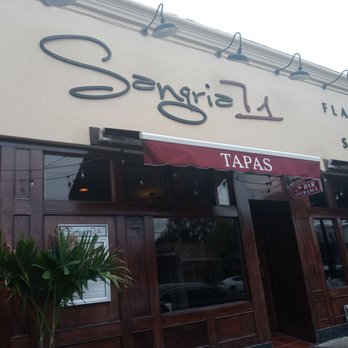 Sangria 71 - Spanish Near Me - Williston Park, New York