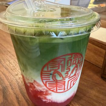 Taz Matcha - Strawberry matcha - Cafes Near Me - Seattle, Washington Taz Matcha - Strawberry matcha - Cafes Near Me - Seattle, Washington