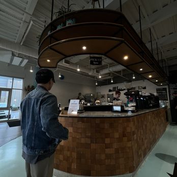 8th & Roast - Charlotte Ave - Coffee Roasteries Near Me - Nashville, Tennessee 8th & Roast - Charlotte Ave - Coffee Roasteries Near Me - Nashville, Tennessee