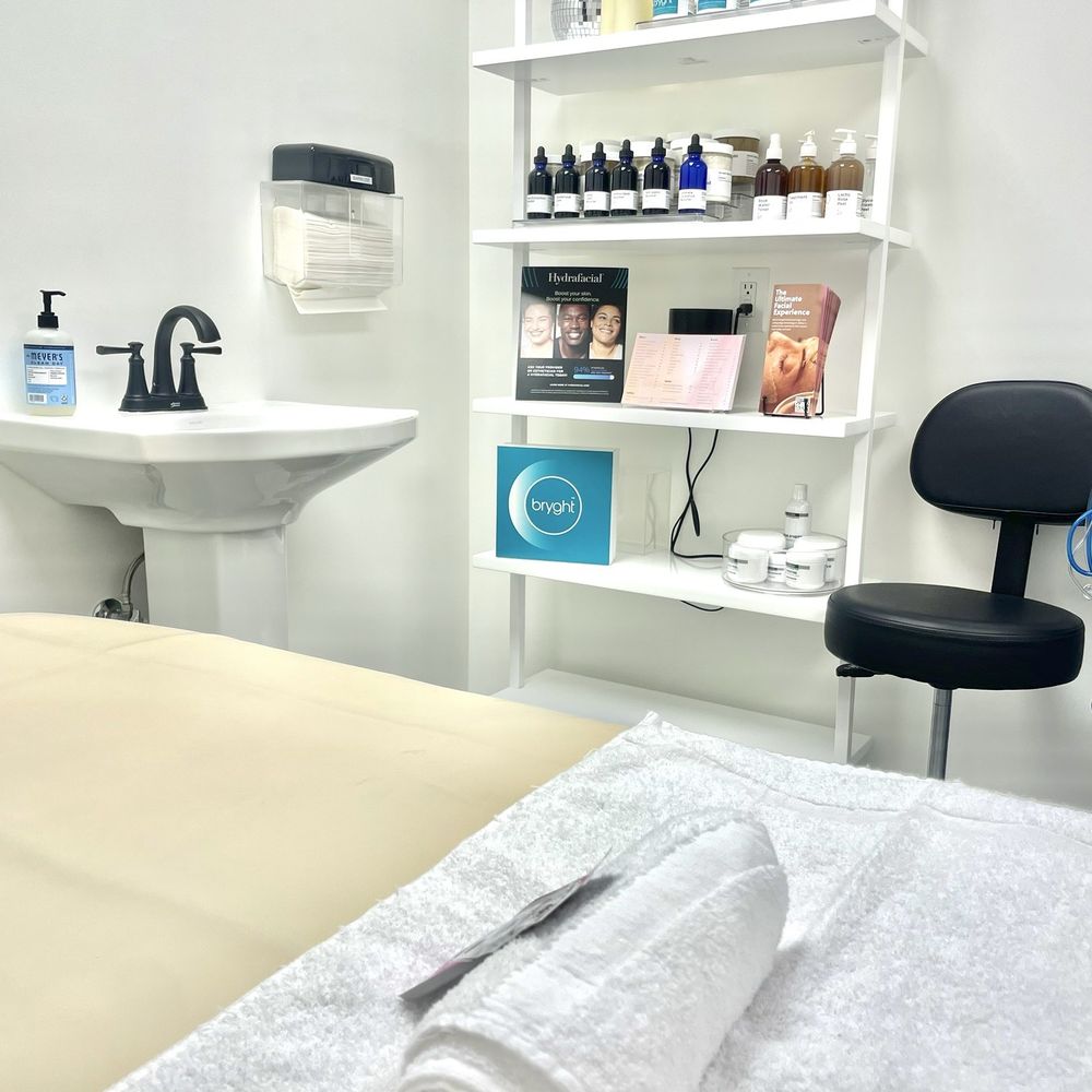 Downtown Sugar  - ALWAYS SANITIZED - Skin Care Near Me - Brea, California