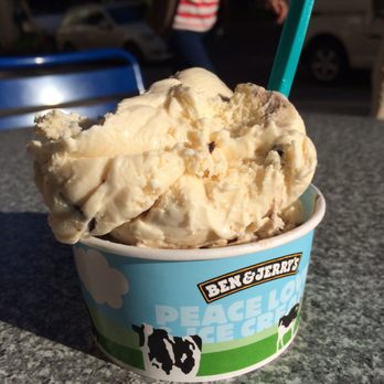 Ben & Jerry's - Two scoops: switch up on the bottom, cookie dough on top! - Ice Cream & Frozen Yogurt Near Me - Helsinki, 18