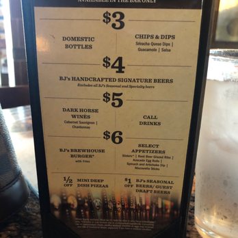 BJ's Restaurant & Brewhouse - 5-7 happy hour - Breweries Near Me - Carlsbad, California