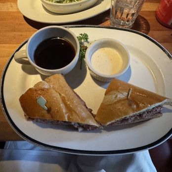 Houston's Restaurant - French dip sandwich with coleslaw - 5/5 - Steakhouses Near Me - Pasadena, California