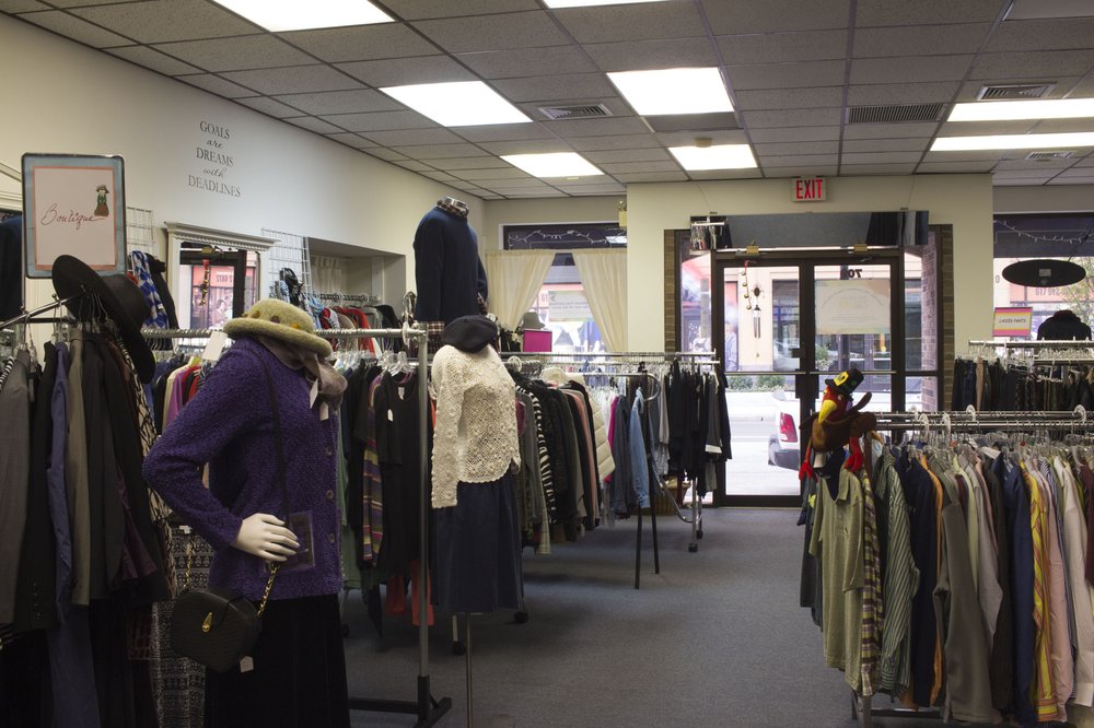 NEIGHBORS WHO CARE THRIFT SHOP Updated October 2024 709 Main St