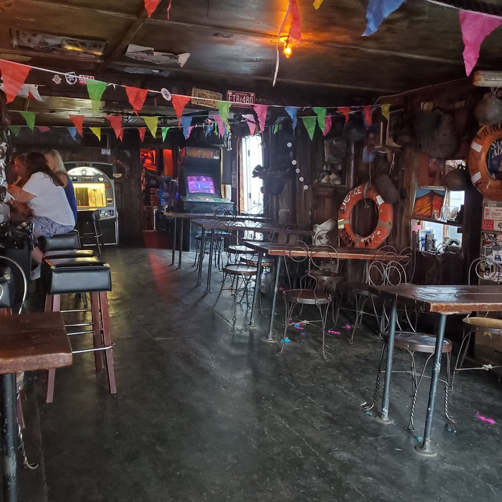 OLD COLONY TAP Updated October 2024 39 Photos & 61 Reviews 323