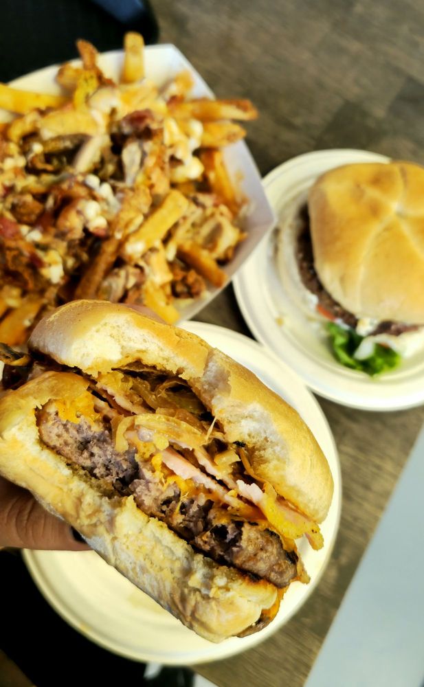 KONG Burgers Logo