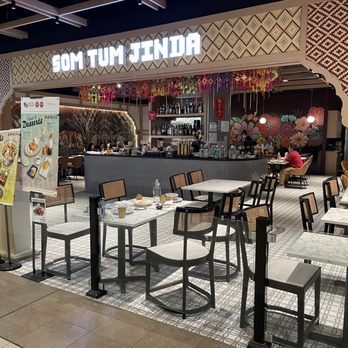 Som Tum Jinda - The front interior - Thai Near Me - Toronto, Ontario