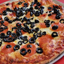 Bear’s Pizza & More - Medium Pepperoni Olive Pizza