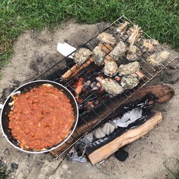 Dillon Beach - Bean dip and fresh Oysters from the boat house! - Beaches Near Me - Dillon Beach, California