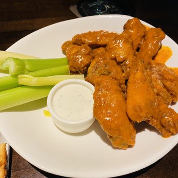 Yard House - New American Near Me - Irving, Texas