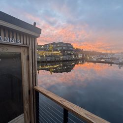 Von Sauna - Entrance into sauna and sunrise.
