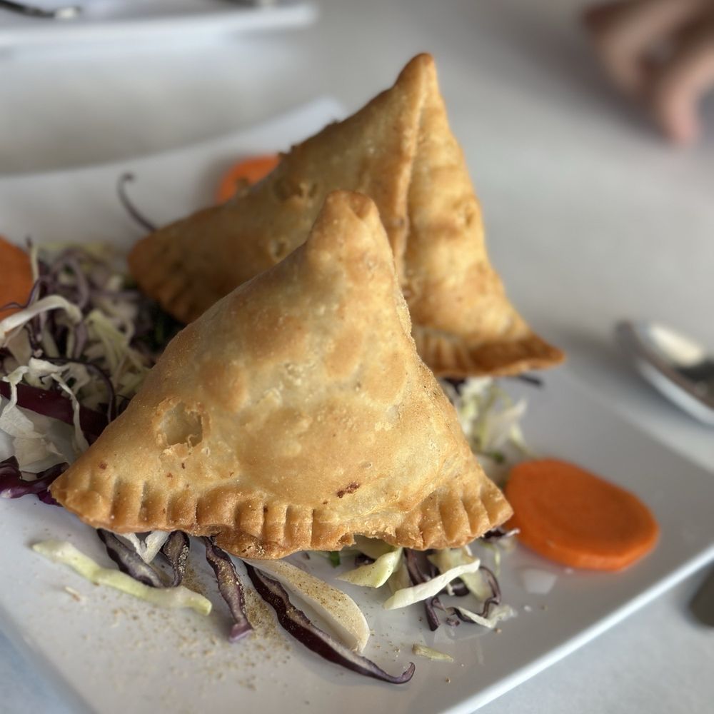 Saffron Restaurant - Samosa - Indian Near Me - Bloomingdale, Illinois Saffron Restaurant - Samosa - Indian Near Me - Bloomingdale, Illinois