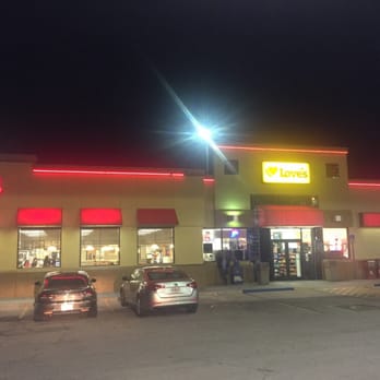 Love's Travel Stop - Pit stop - Gas Stations Near Me - Fort Pierce, Florida