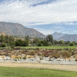 Angeles National Golf Club