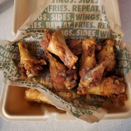 Not louisiana rub or garlic parm. Plain plain plain wings. Not louisiana rub or garlic parm. Plain plain plain wings.