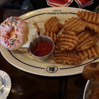 Bosscat Kitchen & Libations - New American Near Me - Houston, Texas