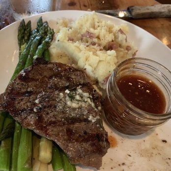 Mews Tavern - Steak dinner - American Near Me - Wakefield, Rhode Island Mews Tavern - Steak dinner - American Near Me - Wakefield, Rhode Island