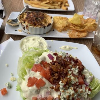 Copper Premium Pub - Wedge salad and burger. - Pubs Near Me - Clover, South Carolina Copper Premium Pub - Wedge salad and burger. - Pubs Near Me - Clover, South Carolina