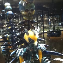 Illuzion Glass Galleries - The Throne