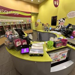 Menchie's Frozen Yogurt
