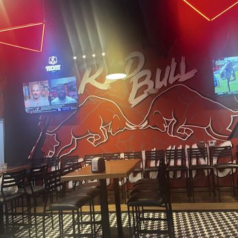 Cerveceria 19 - Interior wall - Beer Bar Near Me - El Paso, Texas Cerveceria 19 - Interior wall - Beer Bar Near Me - El Paso, Texas