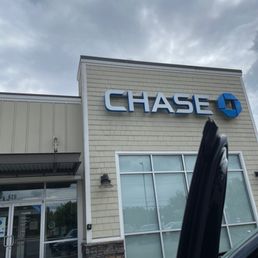 Exterior photo of Chase Bank - Mount Vernon, Washington Exterior photo of Chase Bank - Mount Vernon, Washington