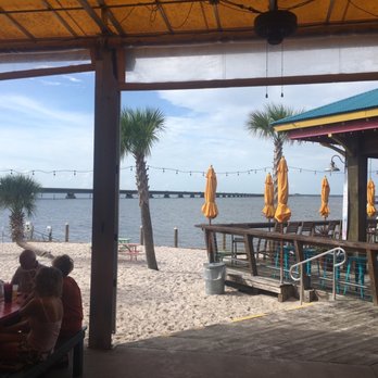 LuLu's Destin - Beach view eating - Seafood Near Me - Destin, Florida