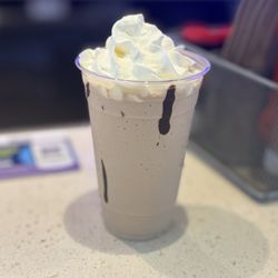 The Counter Miami Airport - Chocolate peanut butter milkshake