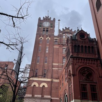 Budweiser Brewery Experience - Beer Tours Near Me - Saint Louis, Missouri