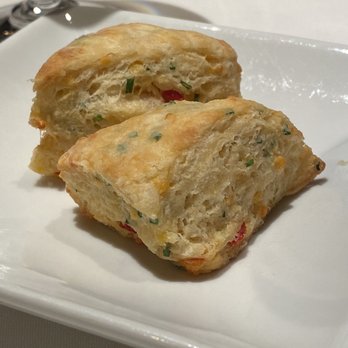 Artisanal Restaurant - Pimento Cheese scones with pepper jelly - New American Near Me - Banner Elk, North Carolina Artisanal Restaurant - Pimento Cheese scones with pepper jelly - New American Near Me - Banner Elk, North Carolina