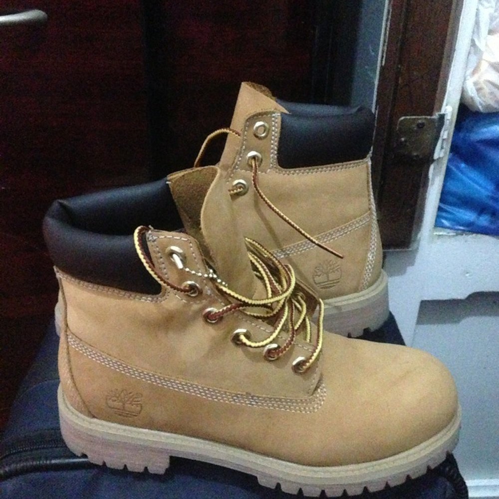 Timberland - ..I convinced myself that I deserve these.. - Shoe Stores Near Me - New York, New York Timberland - ..I convinced myself that I deserve these.. - Shoe Stores Near Me - New York, New York