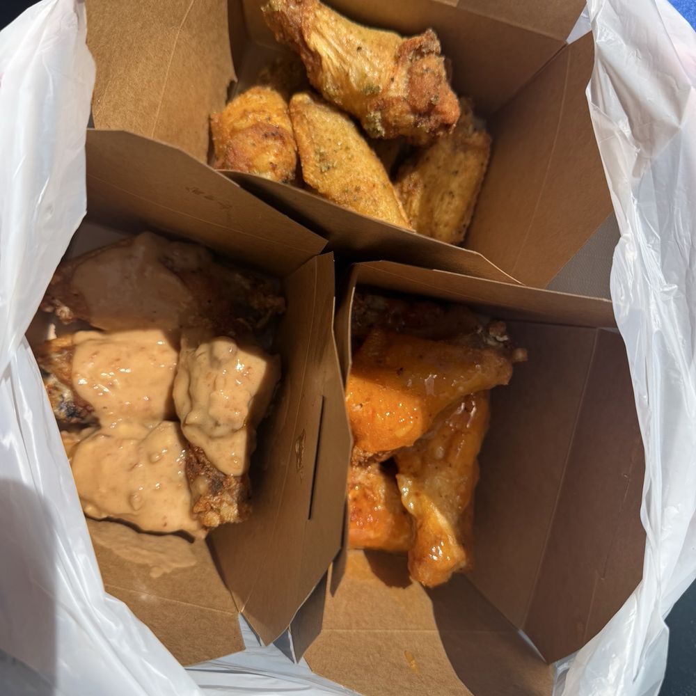 Shlap Muan Chicken Wings - spicy elephant, jalapeño msg & sweet spicy elephant - Chicken Wings Near Me - Long Beach, California Shlap Muan Chicken Wings - spicy elephant, jalapeño msg & sweet spicy elephant - Chicken Wings Near Me - Long Beach, California