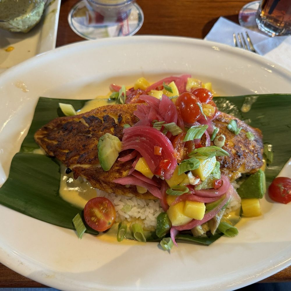 Bahama Breeze - Snapper was seasoned and prepared perfectly. The portions was very generous. - Caribbean Near Me - Duluth, Georgia