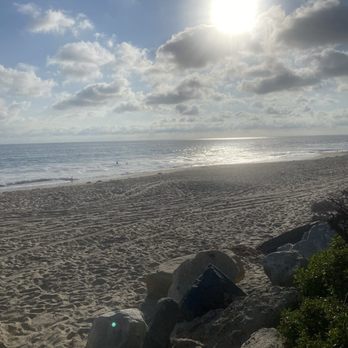 Dana Strand Beach - Sunny day - Beaches Near Me - Dana Point, California