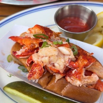 Red Hook Lobster Pound - Lobster roll - Seafood Near Me - Brooklyn, New York