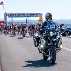 Naranja Park || Oro valley - Racers in the Tucson Bicycle Classic