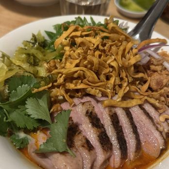 Ginger & Scallion - Duck khao so - Thai Near Me - Seattle, Washington