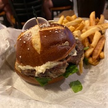 The Pig and Publican - Burger - Pubs Near Me - Lewes, Delaware The Pig and Publican - Burger - Pubs Near Me - Lewes, Delaware