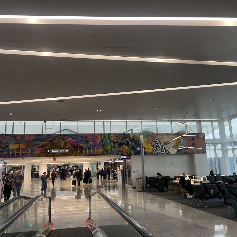 Frederick W. Smith International Airport - MEM - Airports Near Me - Memphis, Tennessee